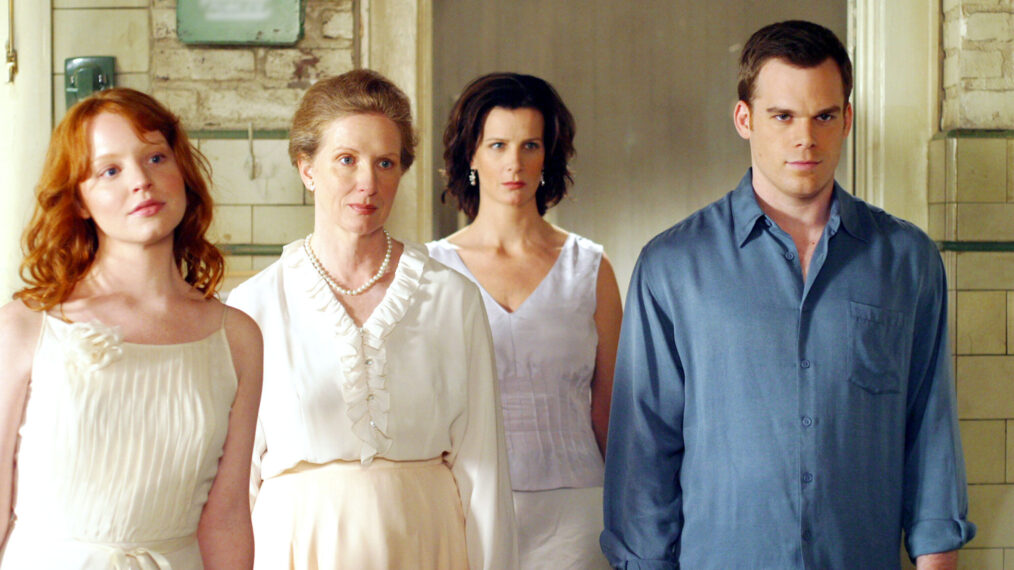 Six Feet Under - Lauren Ambrose, Frances Conroy, Rachel Griffiths, and Michael C. Hall