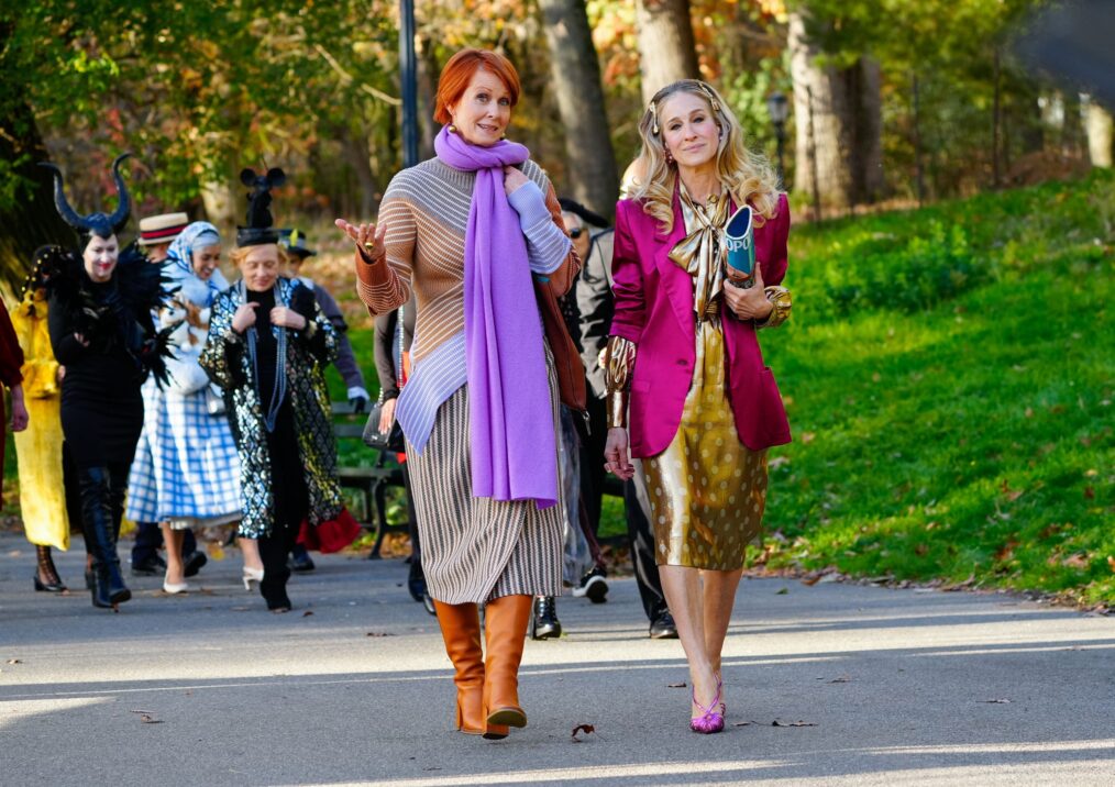 Cynthia Nixon and Sarah Jessica Parker on the set of 'And Just Like That...'