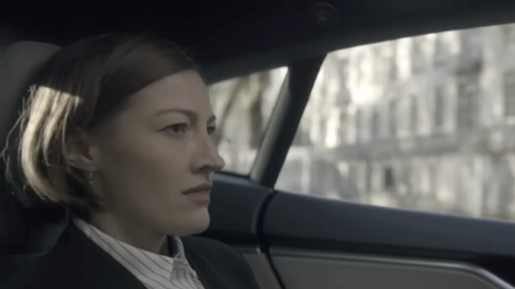 Kelly Macdonald in 'Black Mirror' - Season 3, Episode 6 - 'Hated in the Nation'