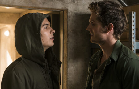 Frank Dillane as Nick Clark, Daniel Sharman as Troy Otto - Fear the Walking Dead