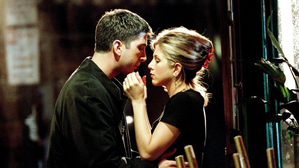 David Schwimmer and Jennifer Aniston in 'Friends' - 'The One Where Ross Finds Out'