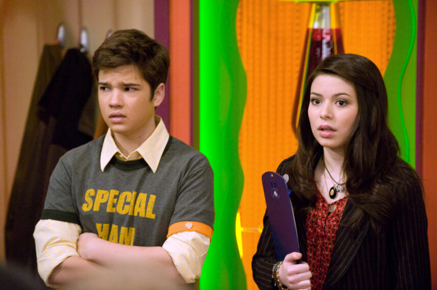 Nathan Kress and Miranda Cosgrove in the original 'iCarly' (2009)