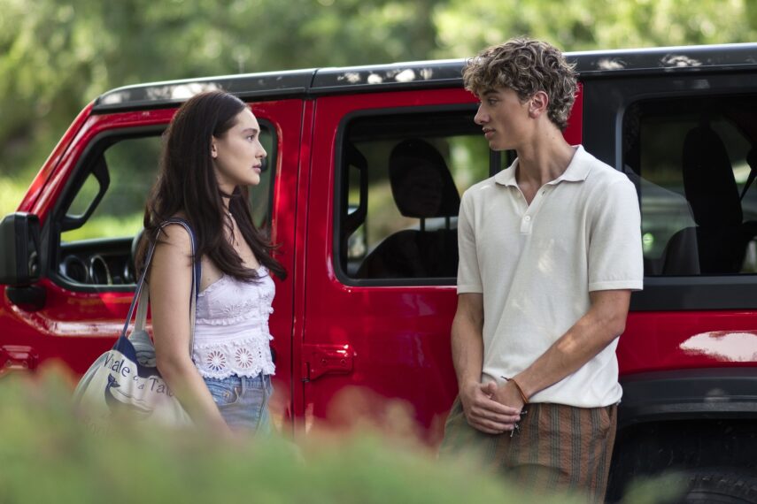 Lola Tung y Gavin Casalegno en la segunda temporada de 'El verano en que me puse bonita'