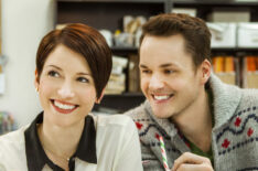 Chyler Leigh and Paul Campbell in 'Window Wonderland'