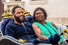 Trippin' With Anthony Anderson & Mama Doris - in a gondola in Venice