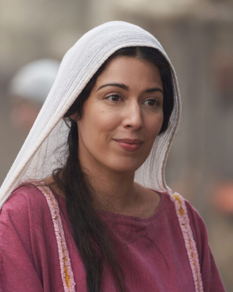 Elizabeth Tabish in 'The Chosen'