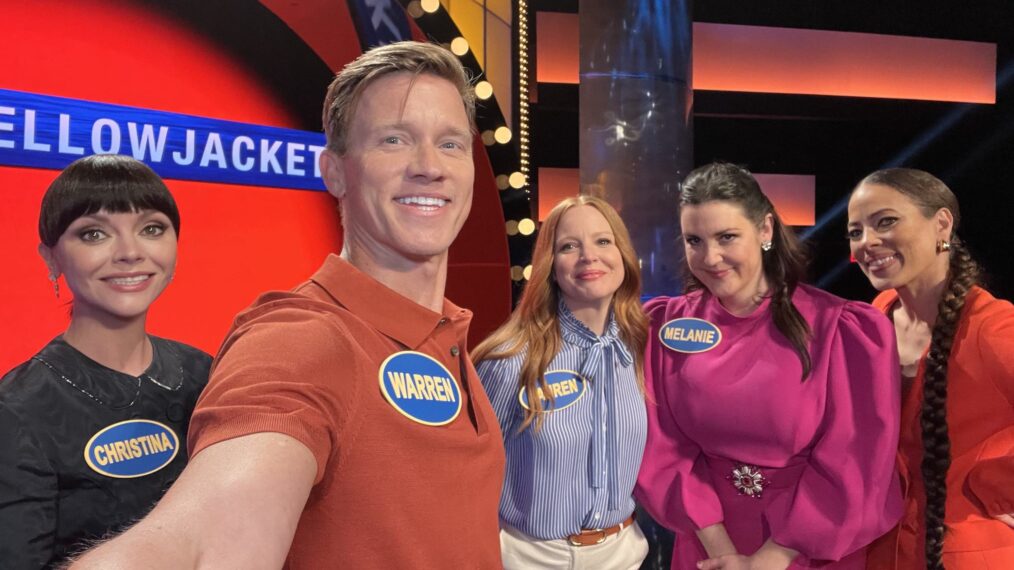 The adult cast of 'Yellowjackets' on 'Celebrity Family Feud' - Christina Ricci, Warren Kole, Lauren Ambrose, Melanie Lynskey, and Tawny Cypress