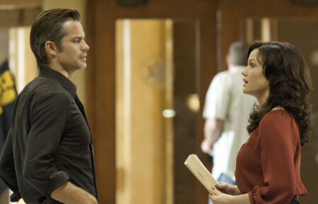 Timothy Olyphant and Carla Gugino in 'Justified'
