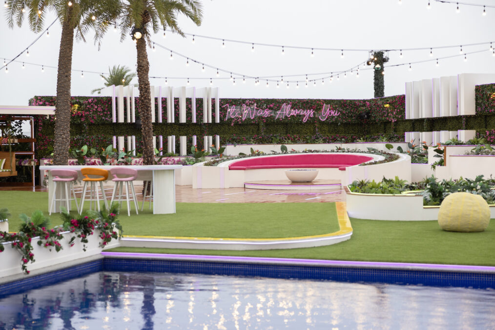 Sarah Hyland Gives Tour of New 'Love Island USA' Villa — See Lavish