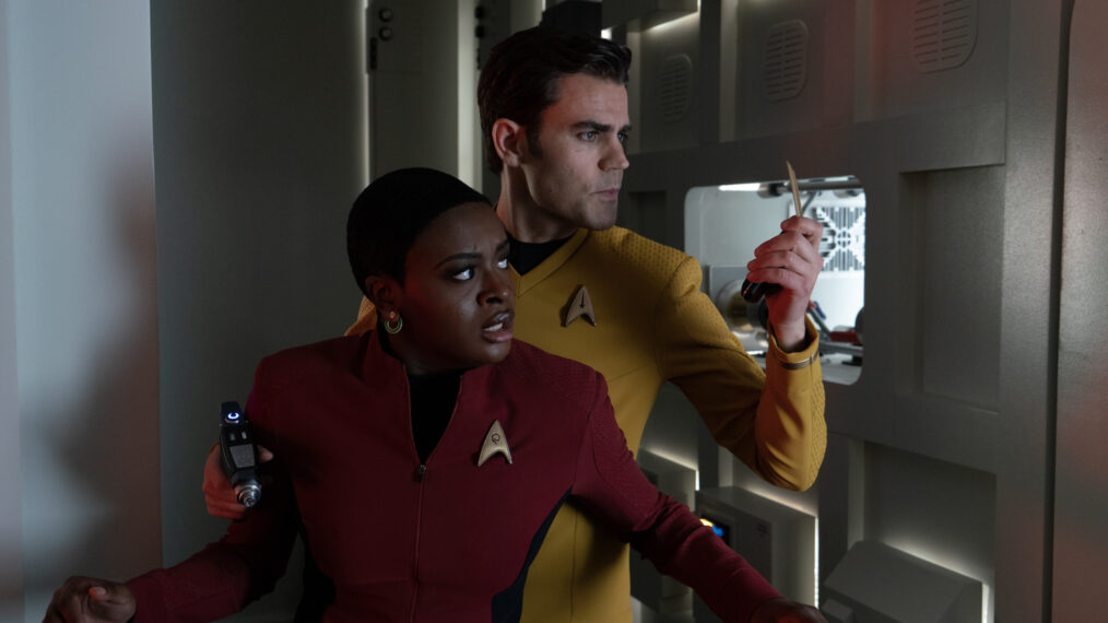 Celia Rose Gooding y Paul Wesley en Star Trek: Strange New Worlds Temporada 2, Episodio 6