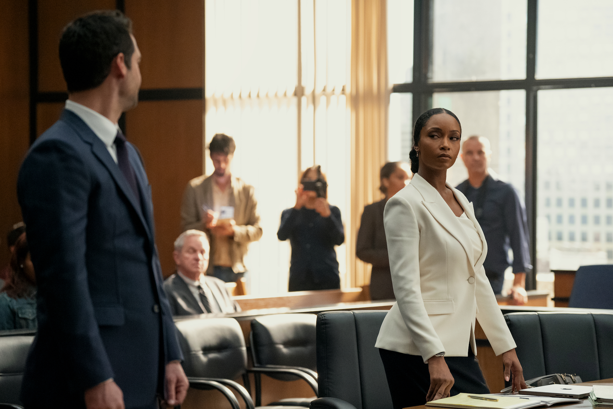 Manuel Garcia-Rulfo and Yaya DaCosta in 'The Lincoln Lawyer'