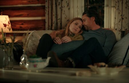 Alexandra Breckenridge and Martin Henderson in 'Virgin River'