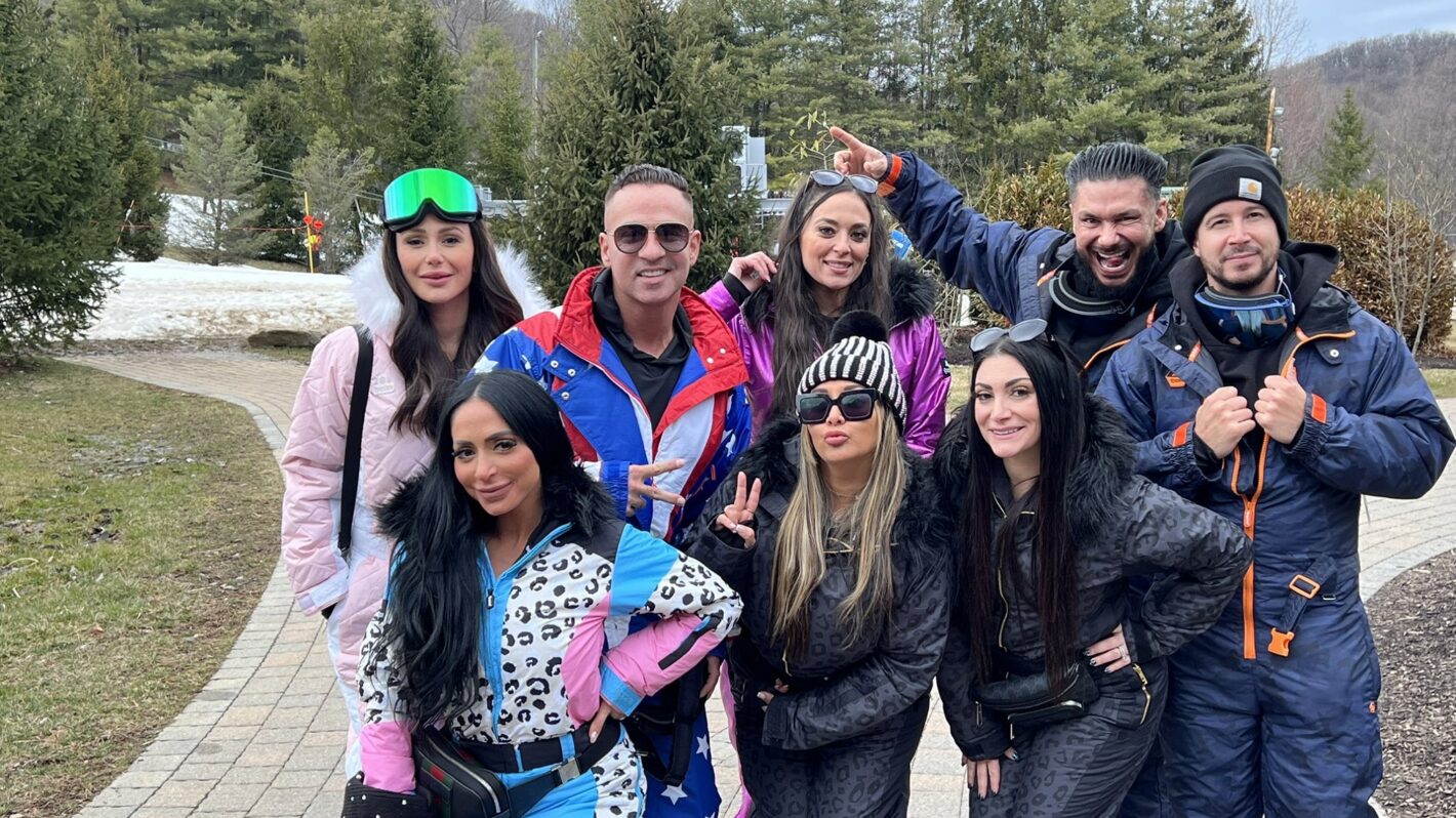 Sammi ‘Sweetheart’ Feels Like Old Times in ‘Jersey Shore’ Family