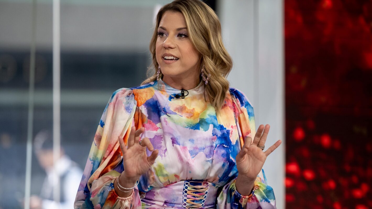 Jodie Sweetin 'Disappointed' Her New Film Was Sold to Great American Family(01)