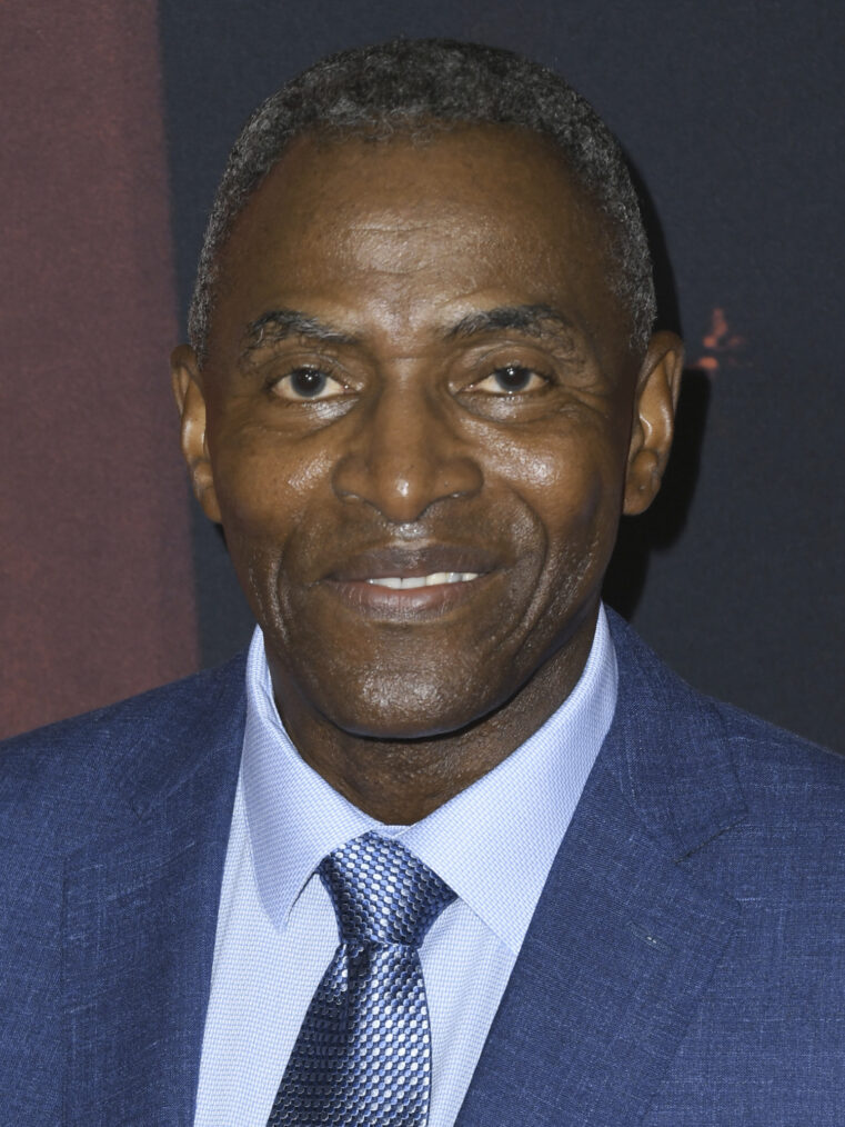 Carl Lumbly