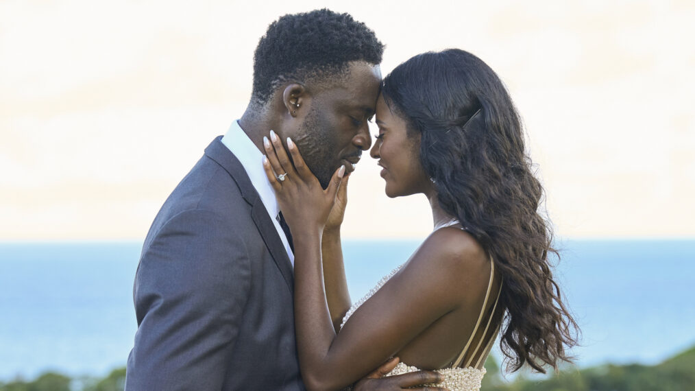 Charity and Dotun proposal in 'The Bachelorette' Season 20 finale