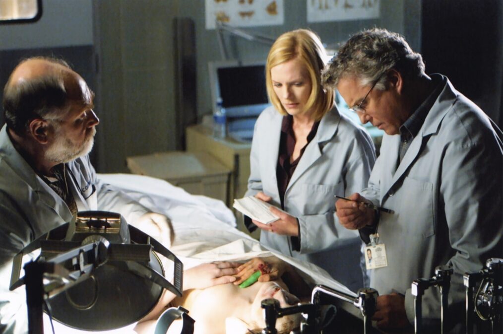 Marg Helgenberger and William Petersen in 'CSI: Crime Scene Investigation'