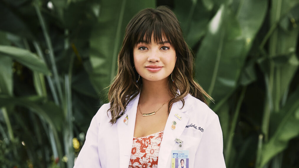 Peyton Elizabeth as Doogie in 'Doogie Kamealoha, M.D.'