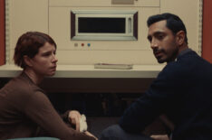 Jessie Buckley and Riz Ahmed in 'Fingernails'