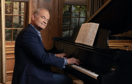 Kelsey Grammer playing piano in the 'Frasier' revival