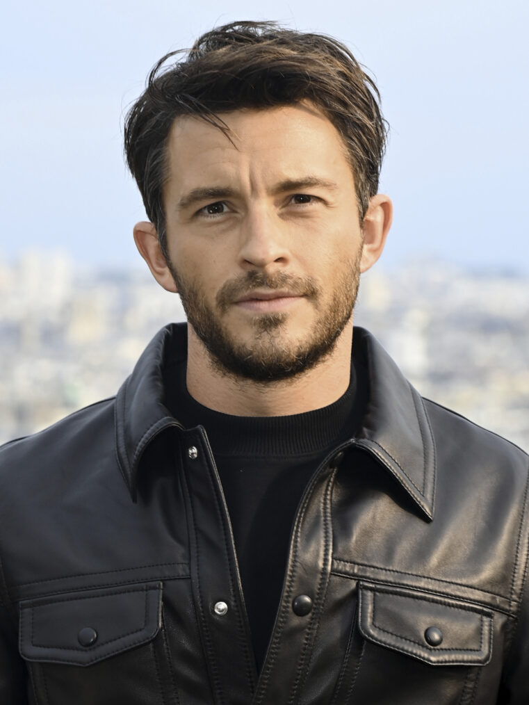 Jonathan Bailey