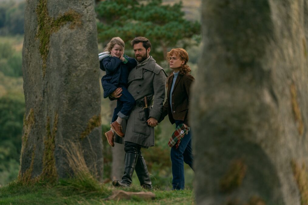 Richard Rankin and Sophie Skelton in 'Outlander'
