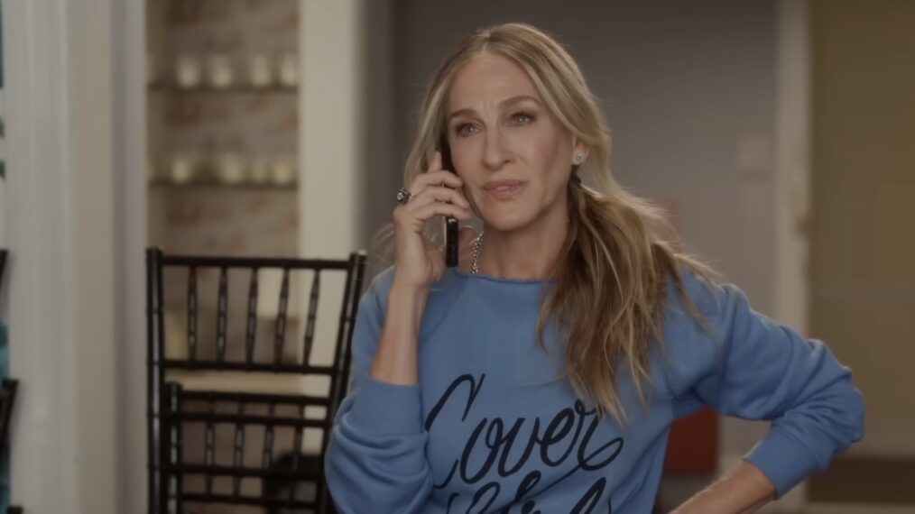 Sarah Jessica Parker's Carrie Bradshaw takes a call from Samantha Jones (Kim Cattrall) in the 'And Just Like That' Season 2 finale
