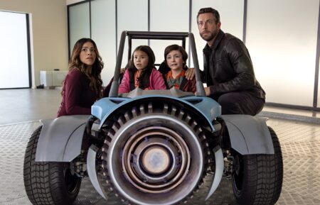 Gina Rodriguez and Zachary Levi in Spy Kids: Armageddon