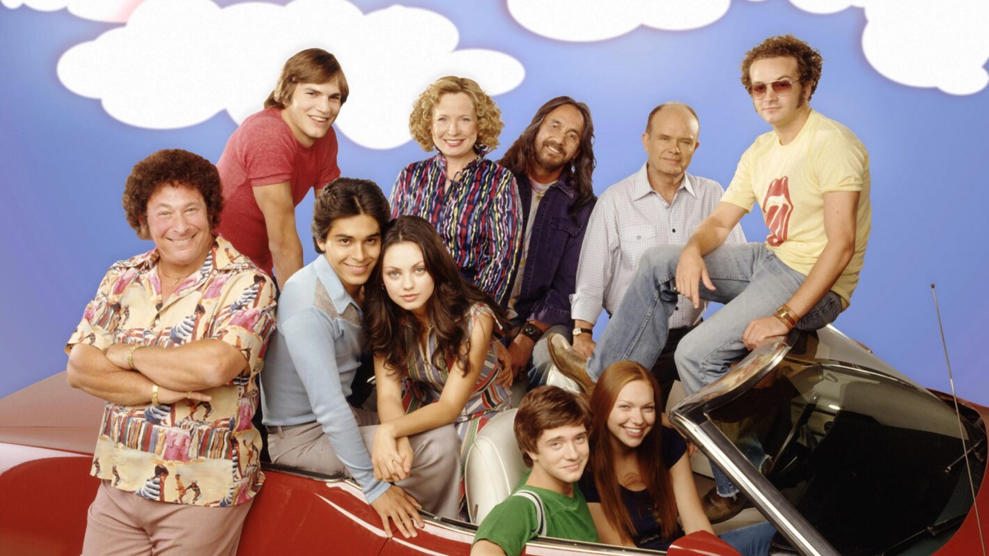 Ashton Kutcher, Debra Jo Rupp, Tommy Chong, Kurtwood Smith, Danny Masterson, Don Stark, Wilmer Valderrama, Mila Kunis, Topher Grace, and Laura Prepon in 'That '70s Show'