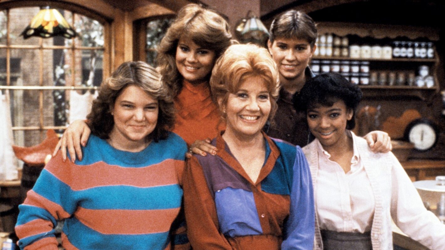 Mindy Cohn, Lisa Whelchel, Charlotte Rae, Nancy McKeon, and Kim Fields for 'The Facts of Life'