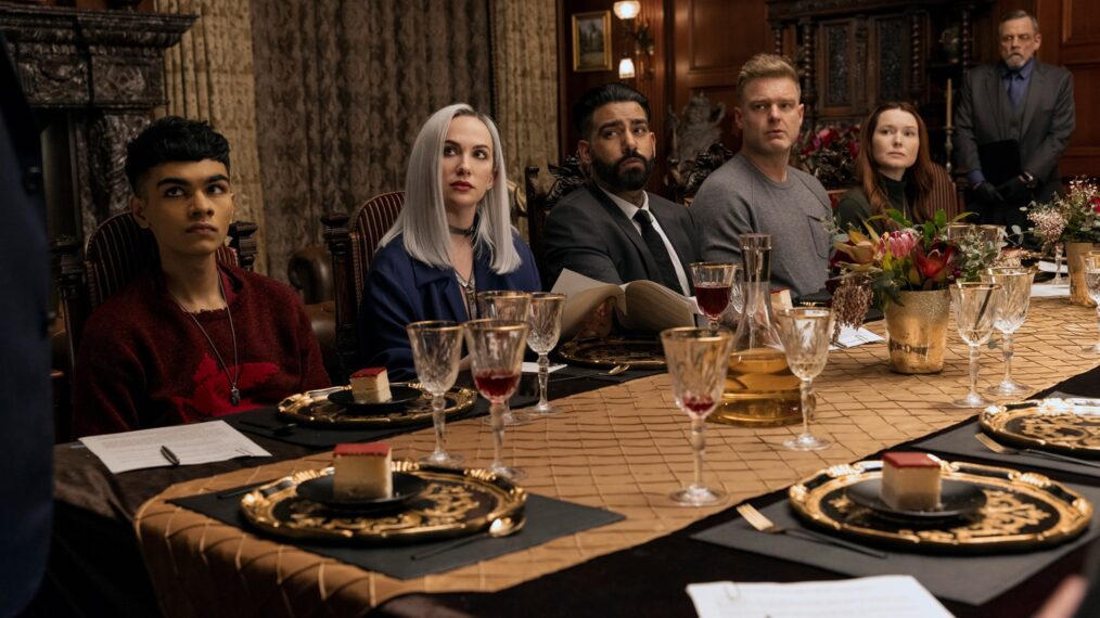 Sauriyan Sapkota, Kate Siegel, Rahul Kohli, Matt Biedel, Samantha Sloyan, and Mark Hamill in 'The Fall of the House of Usher.'