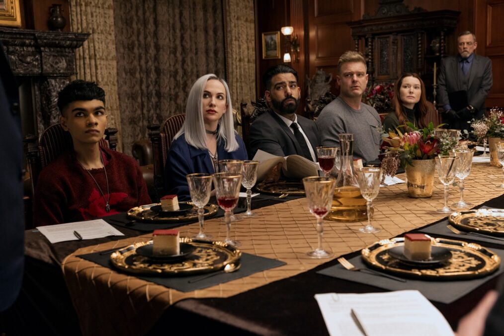 Sauriyan Sapkota, Kate Siegel, Rahul Kohli, Matt Biedel, Samantha Sloyan, and Mark Hamill in 'The Fall of the House of Usher.'