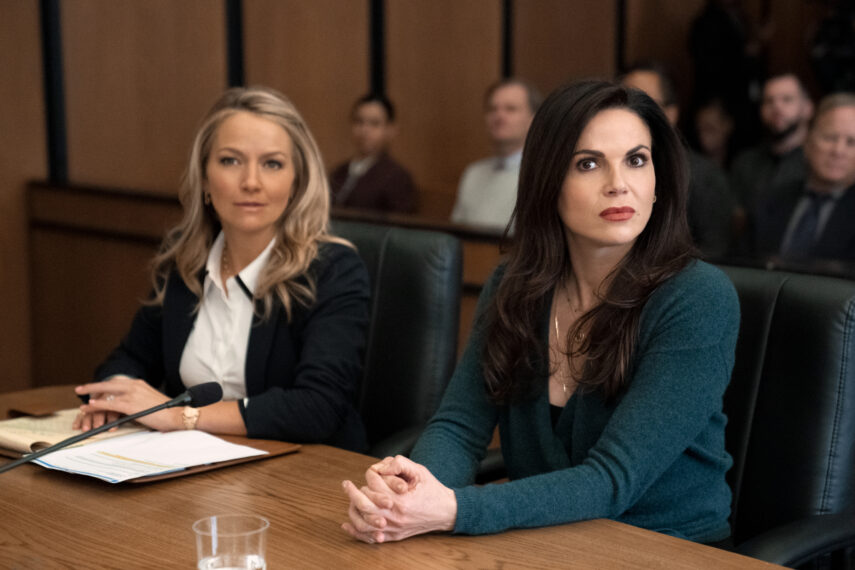 Becki Newton and Lana Parrilla in 'The Lincoln Lawyer'