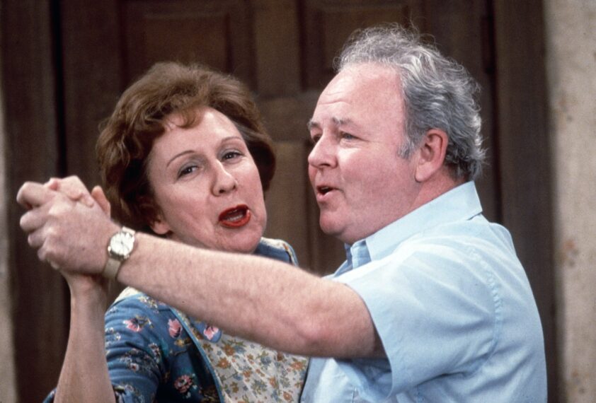 ALL IN THE FAMILY, from left: Jean Stapleton, Carroll O'Connor, 1971-79. ©CBS/Courtesy Everett Collection
