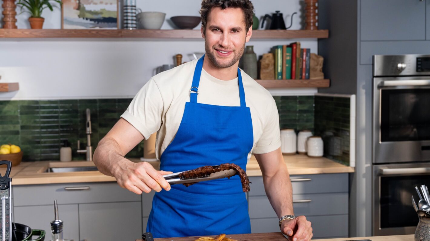 'Hot Dish' Franco Noriega on What's Cooking With New Food Network Show