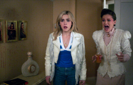 Kiernan Shipka and Olivia Holt in 'Totally Killer'