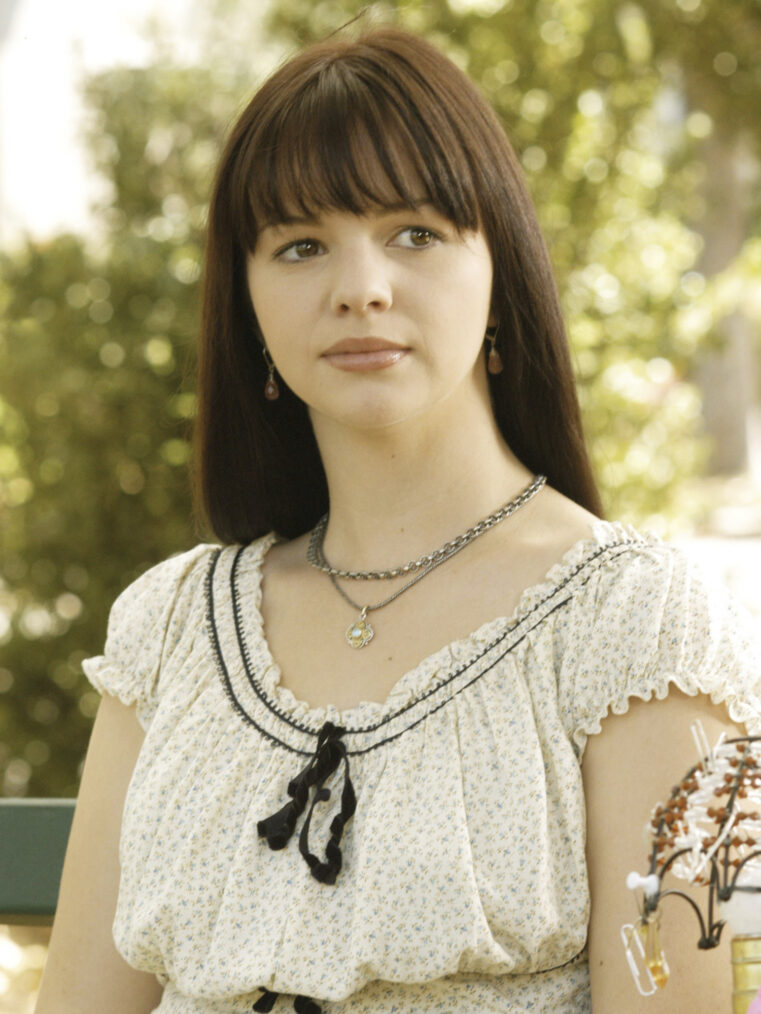 Amber Tamblyn as Joan Girardi in 'Joan of Arcadia'