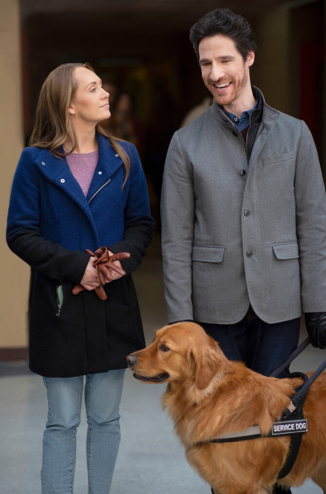 Amber Marshall and Ben Mehl in 'My Christmas Guide'