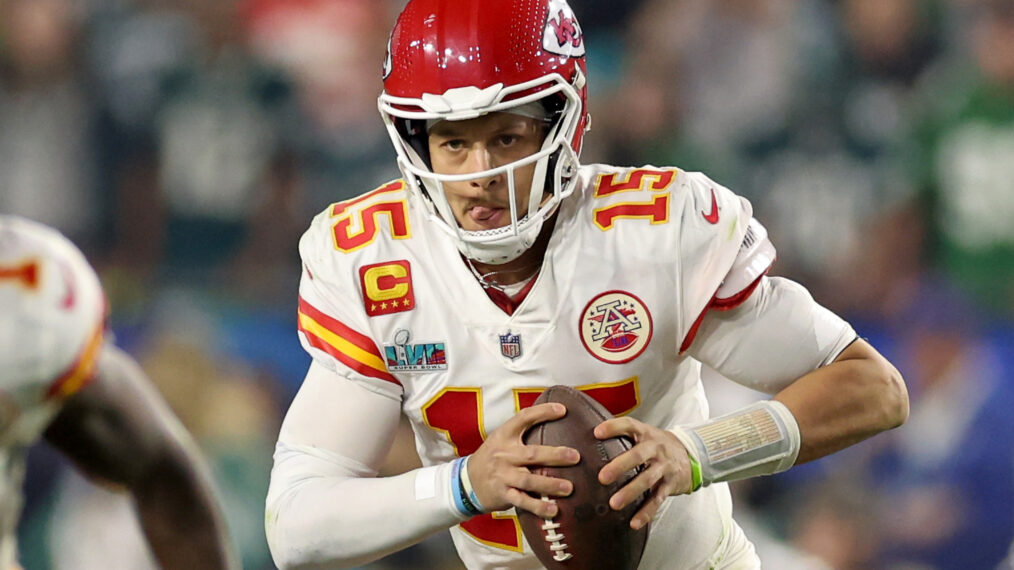 Patrick Mahomes #15 of the Kansas City Chiefs looks to pass against the Philadelphia Eagles during the second half in Super Bowl LVII at State Farm Stadium on February 12, 2023 in Glendale, Arizona