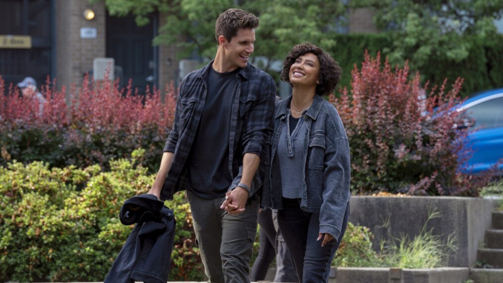 Robbie Amell and Andy Allo in 'Upload' Season 3