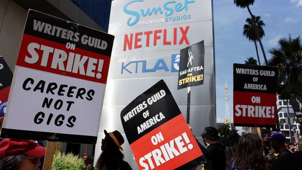 WGA on strike