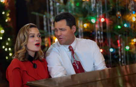 Bethany Joy Lenz, Kristoffer Polaha in 'A Biltmore Christmas'