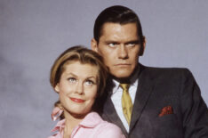 Elizabeth Montgomery and Dick York in 'Bewitched'
