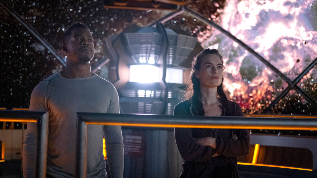 Stephan James and Lena Headey in 'Beacon 23'