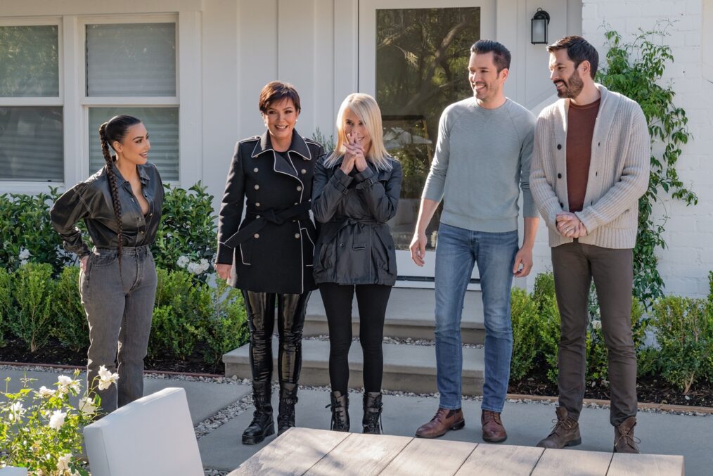 Kim Kardashian, Kris Jenner, Jonathan Scott, and Drew Scott on Celebrity IOU