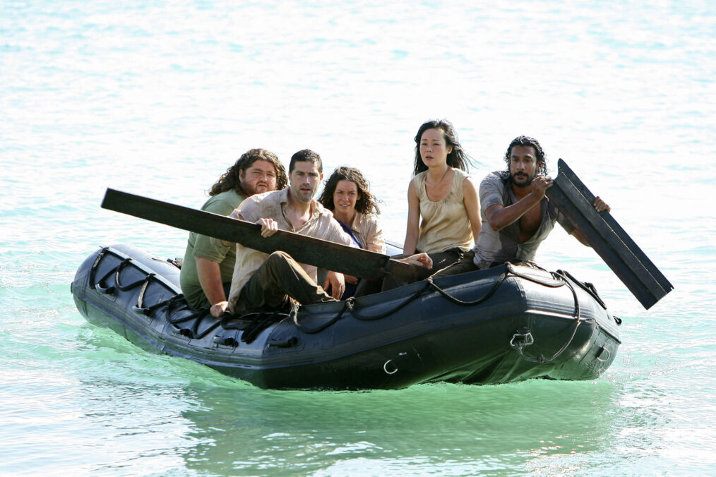 Jorge Garcia, Matthew Fox, Evangeline Lilly, Yunjin Kim, Naveen Andrews in 'Lost'