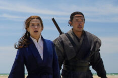 Rosamund Pike and Daniel Henney in The Wheel of Time