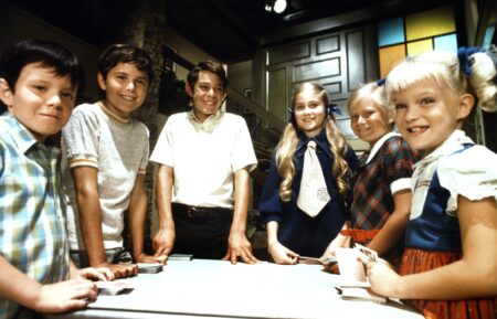 Mike Lookinland, Christopher Knight, Barry Williams, Maureen McCormick, Eve Plumb, and Susan Olsen for 'The Brady Bunch'