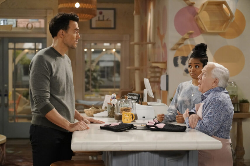 Cheyenne Jackson, Kyla Pratt, Leslie Jordan on Call Me Kat