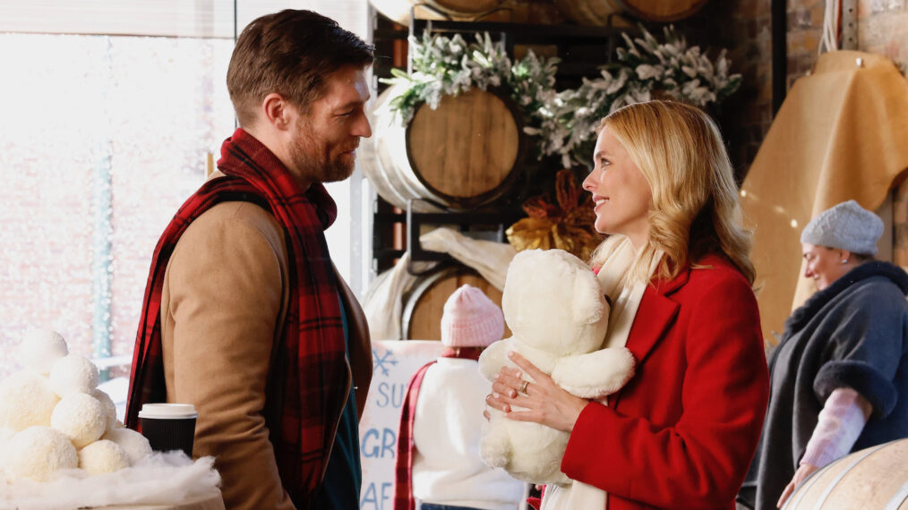 Liam McIntyre and Susie Abromeit 'Designing Christmas with You'